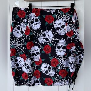 Rose Gal Women’s Swim Skirt Cover Up Roses‎ & Skulls size 4X